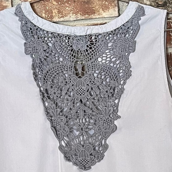 Knox Rose Doily-back Sleeveless Tops, Size XL. This listing is for both tops. - Picture 5 of 9